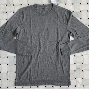 American eagle Mens long sleeve pocket tshirt XS gray